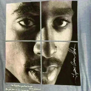 NWOT. Men’s Small Light Blue Tupac Graphic Tee.